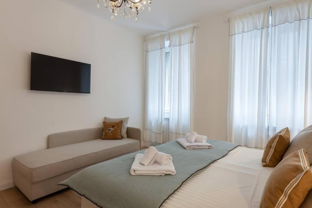 Foscolo 46 - Elegant Family Apartment Trieste Exterior foto